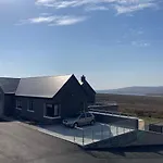 Achill Surf Centre *