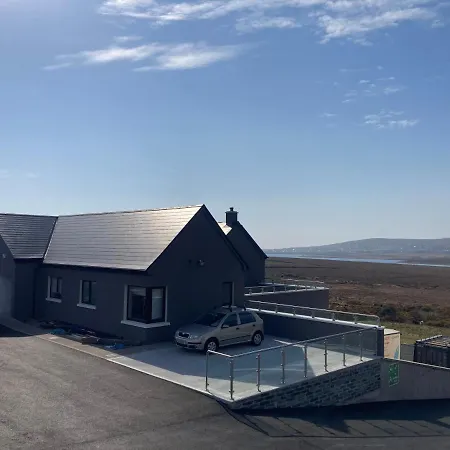 Achill Surf Centre *