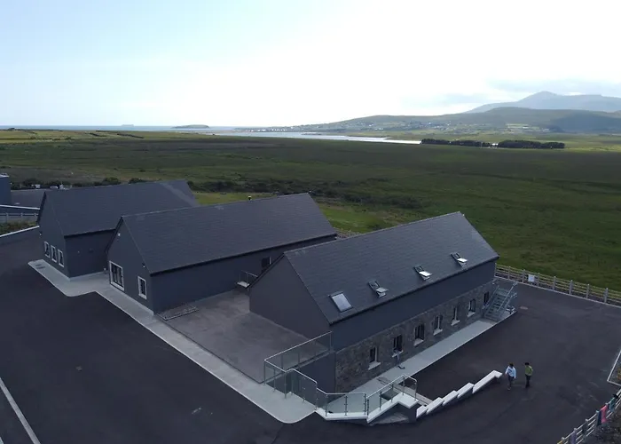 호스텔 Achill Surf Centre